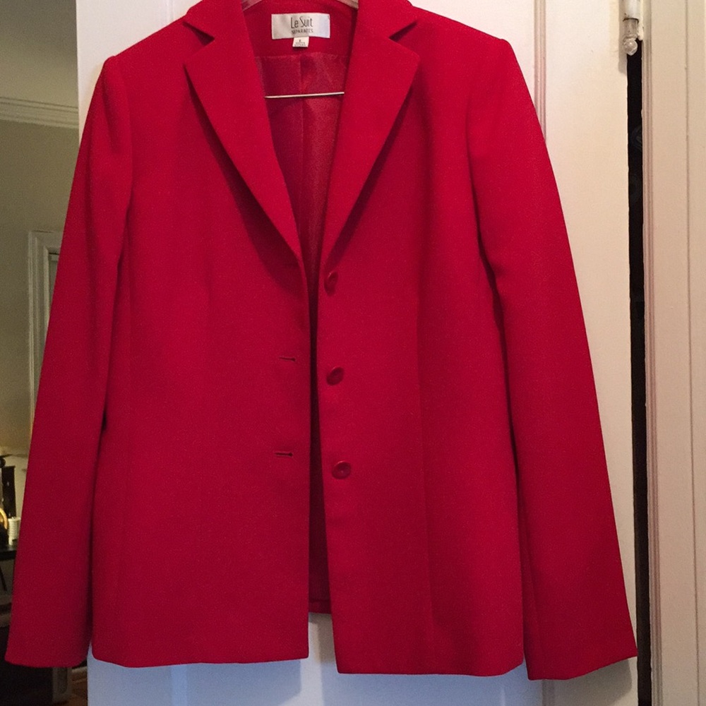 Le Suit.... Jacket with pants.. never worn